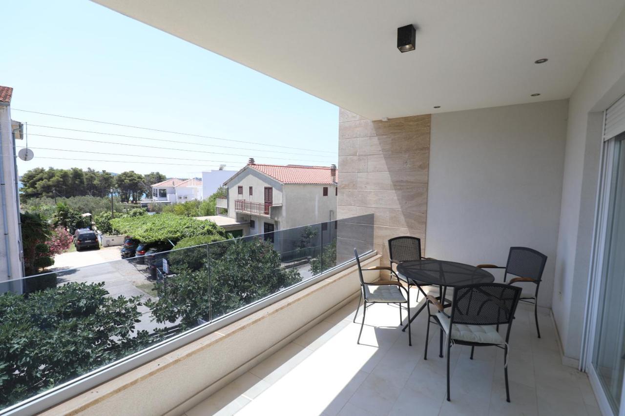 Smil'E Apartments Vodice Zewnętrze zdjęcie