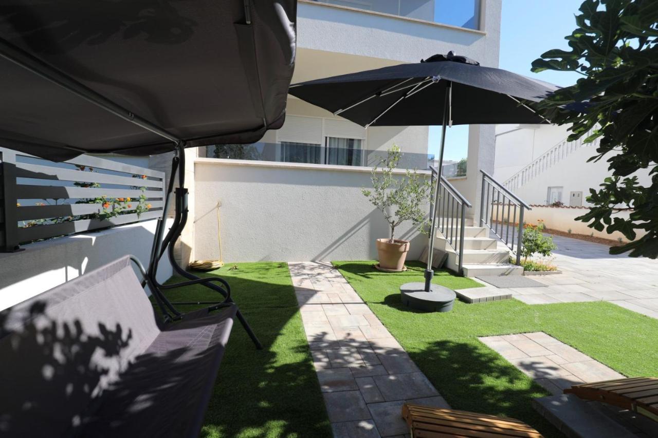 Smil'E Apartments Vodice Zewnętrze zdjęcie